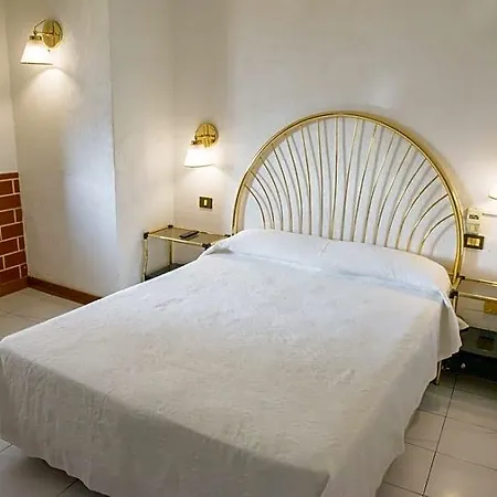 Atlantico Centro فندق 2*